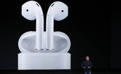 Una imagen de la presentación de los Airpods, en 2016.