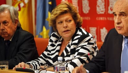 La presidenta de las Cortes Valencianas, Milagrosa Mart&iacute;nez.