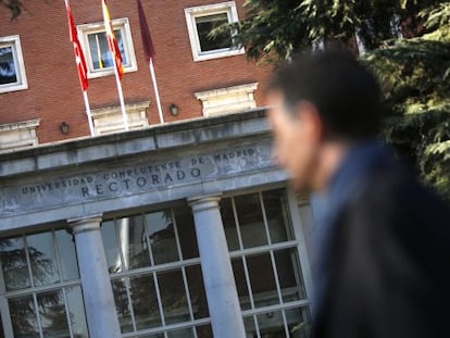 Fachada del Rectorado de la Comuplentense. 