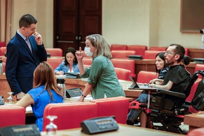 Los portavoces del PSOE, Coalición Canaria y Unidas Podemos, Héctor Gómez, Ana Oramas y Pablo Echenique, durante la reunión de la Junta de Portavoces de este miércoles en el Congreso.