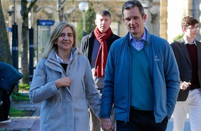 Cristina de Borbón e Iñaki Urdangarin, en Navidad en Vitoria.