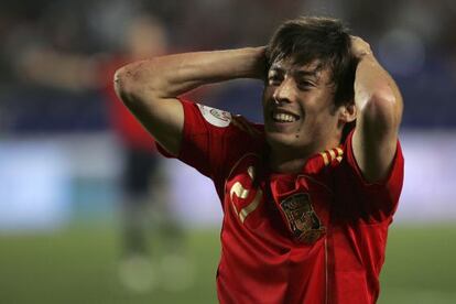 Silva, en un partido con España ante Irlanda del Norte.