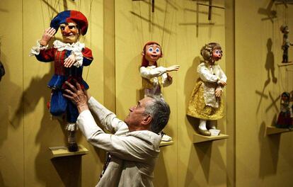 Marionetas en el Museo Iberoamericano del T&iacute;tere de C&aacute;diz. / ROM&Aacute;N R&Iacute;OS (EFE)