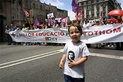 Manifestación contra la Ley de Calidad de la enseñanza, ayer en Barcelona.