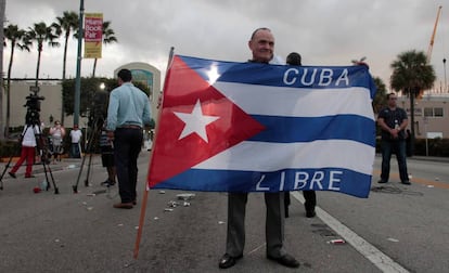 Siguen las concentraciones y las muestras de alegría en Miami tras el fallecimiento del lider cubano Fidel Castro.
