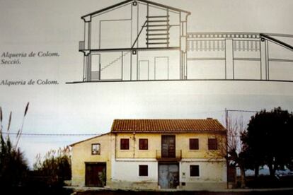 La alquería de Colom antes de su derribo en una imagen del libro <i>Arquitectura rural valenciana</i>.