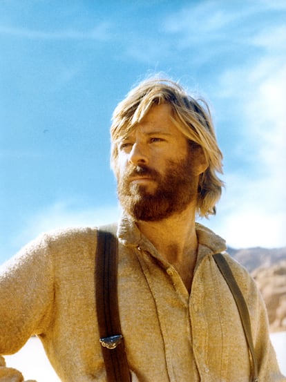 Mucho antes de Leo DiCaprio en El Renacido, Redford sentó precedente con su look de ermitaño altamente atractivo en Las aventuras de Jeremiah Johnson (1972).