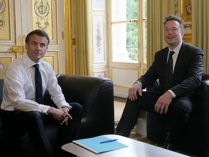 Elon Musk y Emanuel Macron, el pasado 15 de mayo, en el palacio del Elíseo en París.