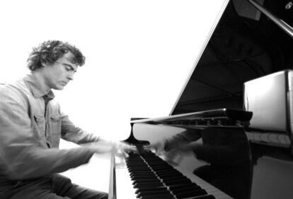 El pianista inglés Paul Lewis, en marzo de 2014, en Bovingdon (Reino Unido).