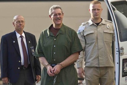 El financiero Allen Stanford, acusado de estafa piramidal