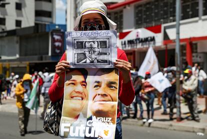 Una manifestación el pasado mes de septiembre en Quito en apoyo del expresidente Rafael Correa y el candidato al que promociona, Andrés Arauz.