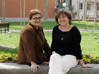 Carmen Cerezales (izquierda) y Lucía Sánchez.