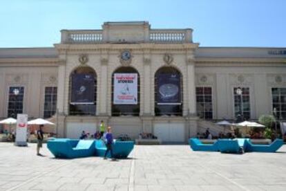 Fachada principal de la Kunsthalle Wien, en el Museums Quartier de Viena.