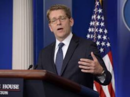Fotografía tomada el pasado 17 de abril en la que se registró al portavoz de la Casa Blanca, Jay Carney, quien dijo que el asunto "está bajo la investigación de un inspector general, independiente, y su informe se divulgará de manera inminente". EFE/Archivo