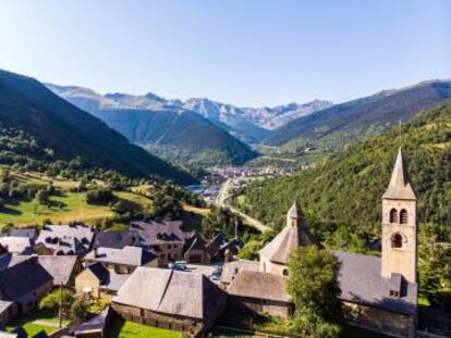 Panorámica del valle de Arán (Lleida), en el Pirineo catalán.