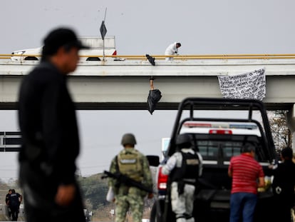 Imagen de archivo de restos encontrados en un puente peatonal de Tuxtla Gutierrez, Chiapas, el 15 de enero 2024.