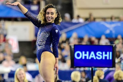 Katelyn Ohashi en 2019 durante una competición en Fort Worth, en Texas (EE UU).