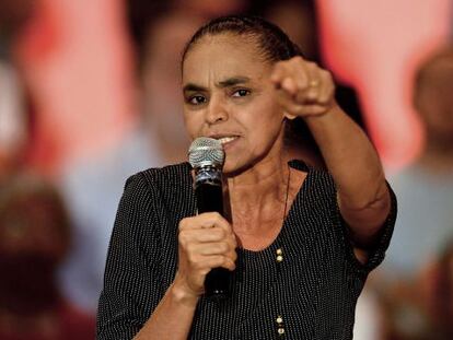 Marina discursa na inauguração do REDE, partido que criou em 2013.