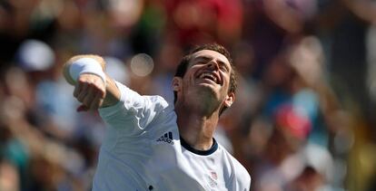 Murray celebra su triunfo frente a Nishokori.