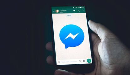 Messenger dentro de WhatsApp