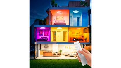 Lámpara de techo sobre fondo blanco.