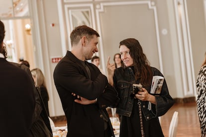 Juan Cebrián, director de moda de S Moda y Miriam Pérez, de SUOT.