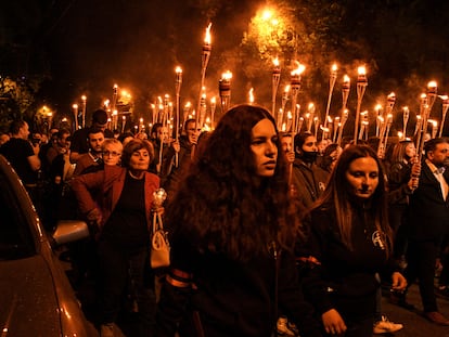 Procesión en Ereván (Armenia) el 23 de abril de 2021 para recordar a las víctimas del genocidio armenio.