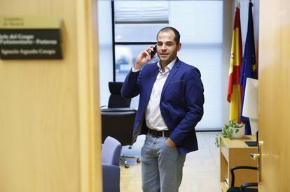 Ignacio Aguado en su despacho de la Asamblea de Madrid el viernes.