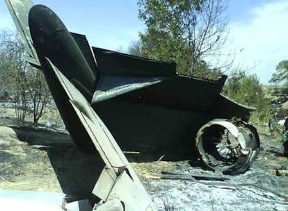 Cola calcinada del avión que se estrelló el día 20 de agosto en Barajas.