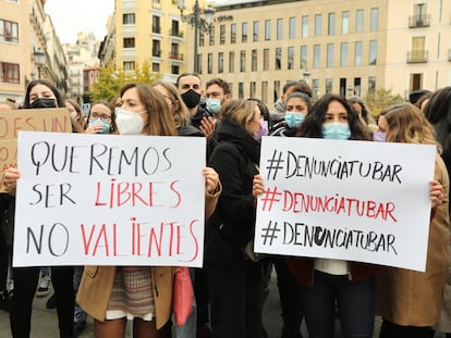 Manifestación contra las agresiones sexuales con sumisión química en bares, el pasado 20 de noviembre en el centro de Madrid.