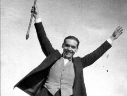 El poeta Federico Garc&iacute;a Lorca retratado por el cineasta Luis Bu&ntilde;uel, en 1925.