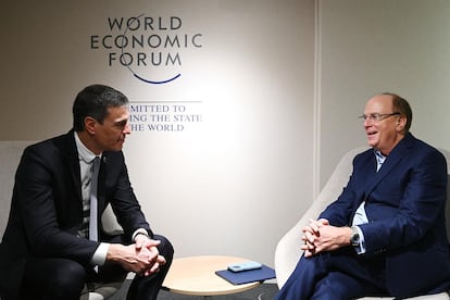 Pedro Sánchez y Larry Fink, reunidos en el Foro Económico Mundial de Davos (Suiza) en 2023.