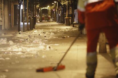 Los operarios han estado trabajando con escolta de la Policía Municipal y no se han registrado incidentes.