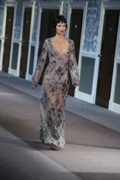 Kate Moss, en el desfile de Louis Vuitton.