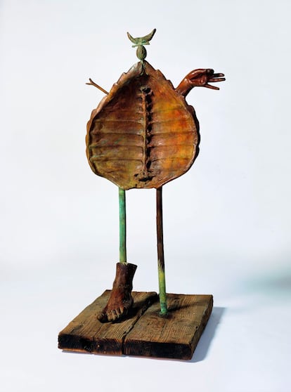 'Femme' (dona), 1969, de Joan Miró. Bronze, 110 x 60 x 30 cm