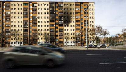 El edificio en el que se produjo el incendio el 5 de enero en Sant Roc