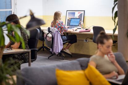 Espacio de coworking WeArePau en la ciudad de Barcelona