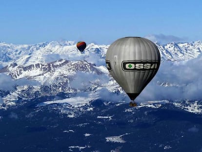 Vuelo en globo sobre el valle de la Cerdaña, uno de los más extensos y soleados de Europa.