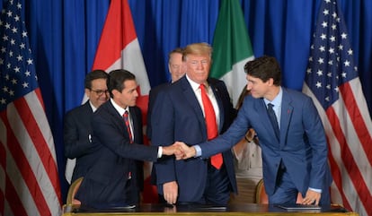 Los líderes de México, EE UU y Canadá firman el nuevo acuerdo de libre comercio durante la cumbre del G20 en Buenos Aires, el 1 de diciembre de 2018.