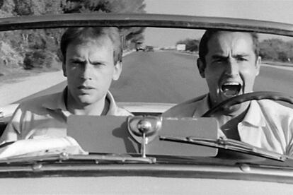 Jean-Louis Trintignant y Vittorio Gassman en 'La escapada', película italiana de 1962 dirigida por Dino Risi.