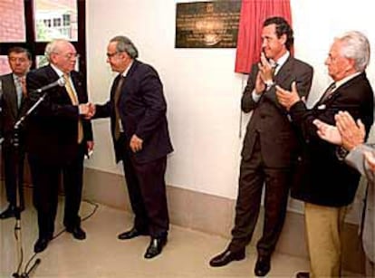 El ex jugador y actual presidente honorífico del Real Madrid, Alfredo di Stéfano, en el acto de inauguración del polideportivo que lleva su nombre en el campus de Leganés de la Universidad Carlos III.