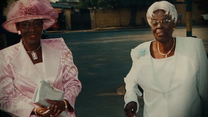 At left, Nana Benz Marguerite Lawson together with her mother Manavi Sewoa Ahiankpor, founder of Manatex, one of the most prominent brands of wax fabrics in Togo