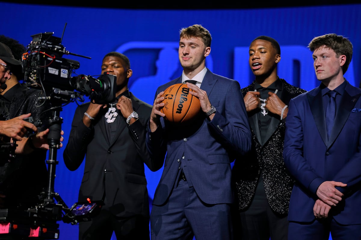 Los Dallas Mavericks eligen a Cooper Flagg con el número uno del Draft de la NBA en el que se cuela un español: Hugo González