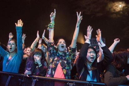 Asistentes al Primavera Sound la noche del viernes.