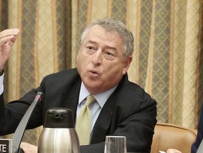 El presidente de RTVE, José Antonio Sánchez, comparece en la Comisión Mixta de Control parlamentario.