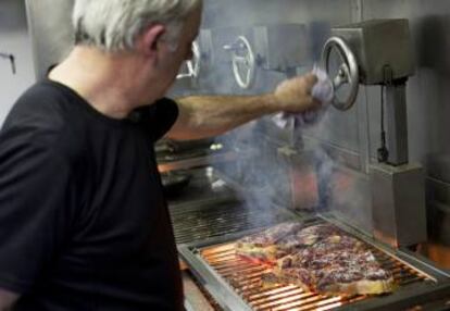 La parrilla del restaurante Etxebarri.