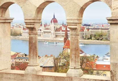 Un crucero fluvial en Budapest.