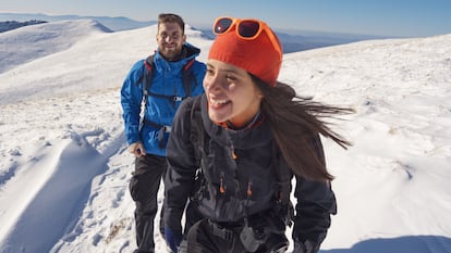 Las prendas técnicas son imprescindibles cuando se practica deporte al aire libre a bajas temperaturas. GETTY IMAGES.