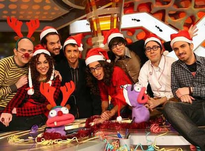 Pablo Motos, con su equipo de <i>El hormiguero, </i>incluidas las divertidas <i>Trancas</i> y <i>Barrancas. 
</i>