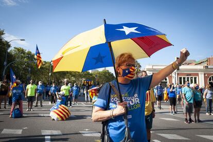 Ambiente por las calles de Barcelona durante la Diada.